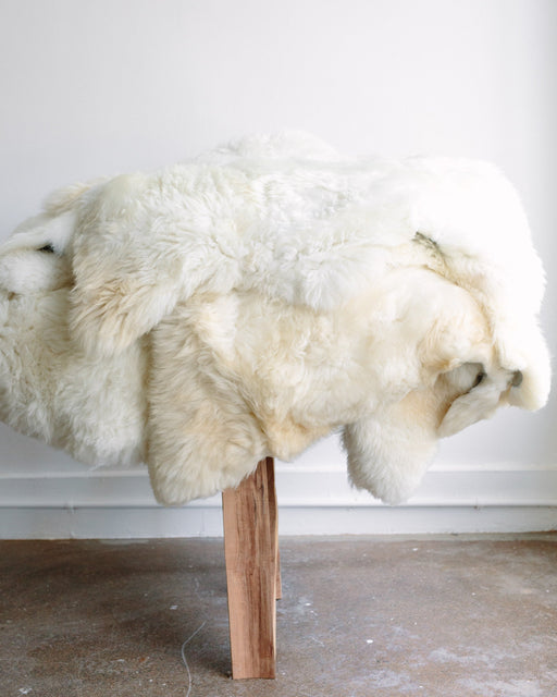 Medium Canadian Sheepskin - shaggy white